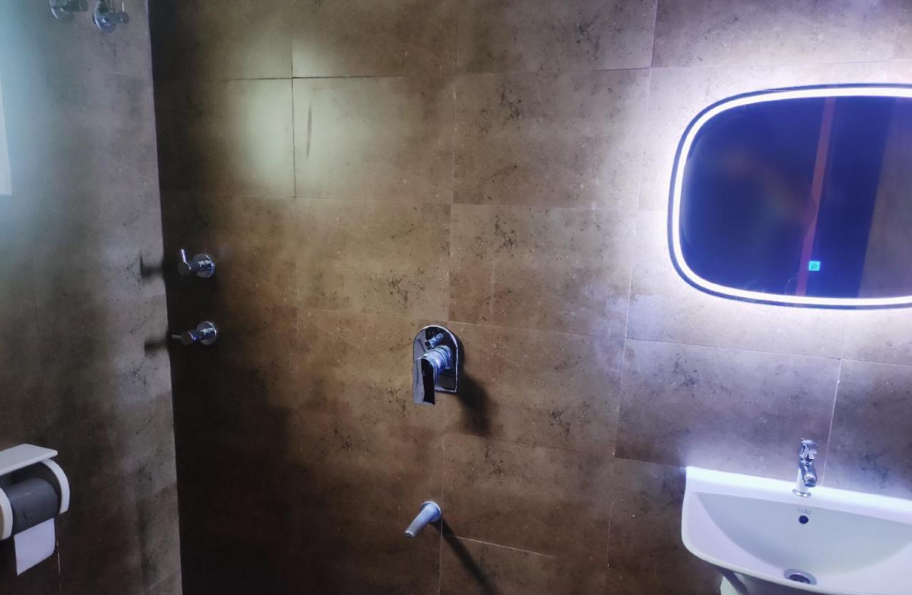 Apartamento Empra Exotica Madikeri Exterior foto